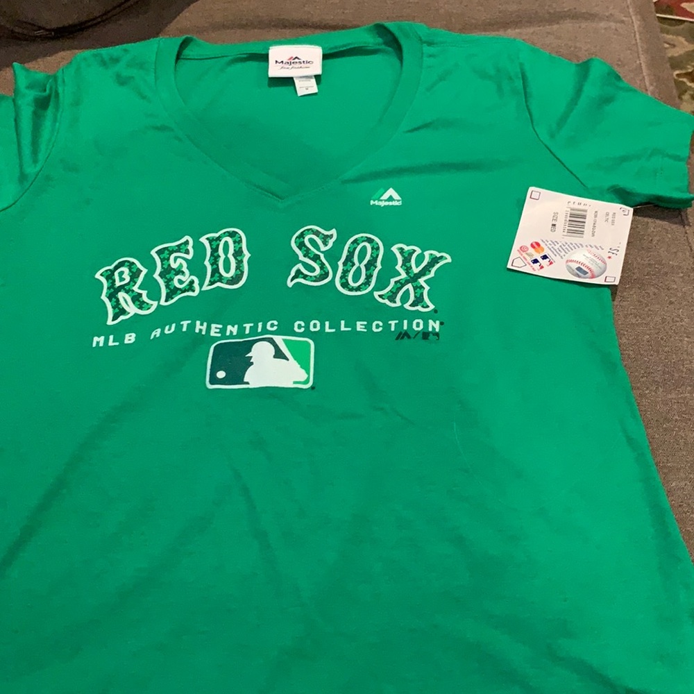 Red Sox tee shirt